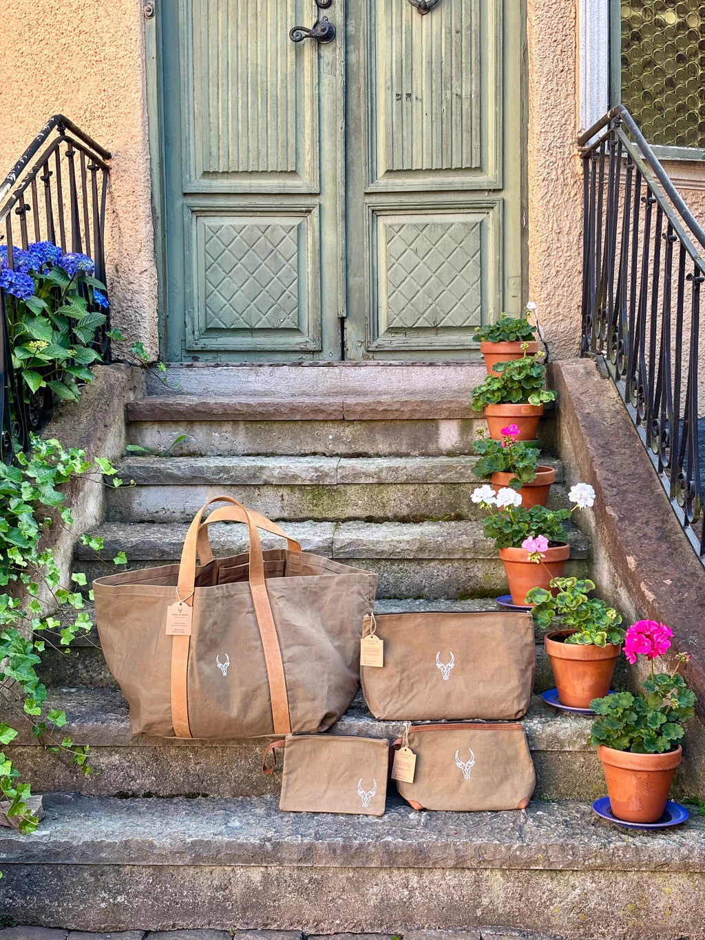 Nomad Carry-All Canvas bag